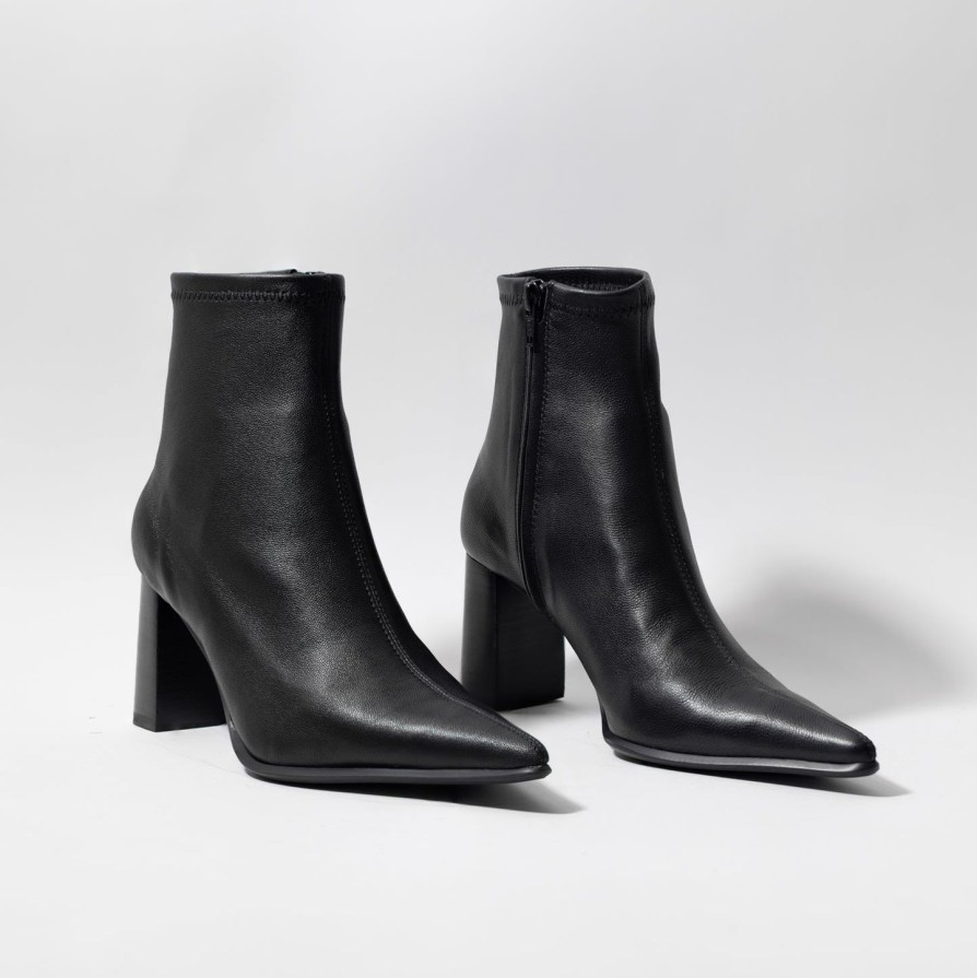 Women INTENTIONALLY BLANK | Ib Maggie Boots Black